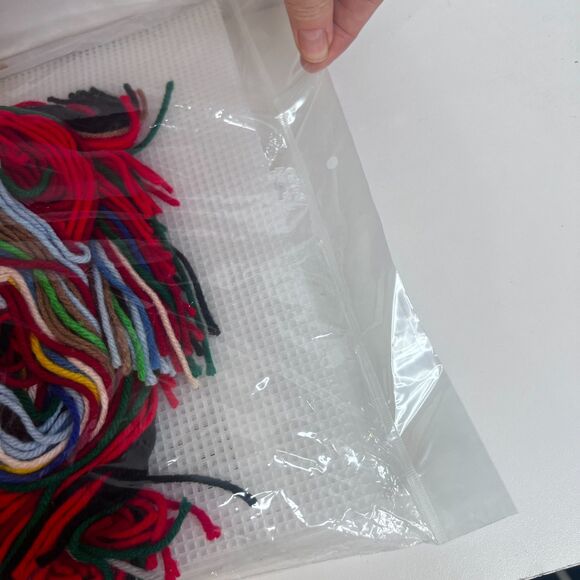 Cross Stitch Kit Plastic Canvas Jumbo Size Santa Clause Outback Enterprises XMAS - Picture 7 of 7